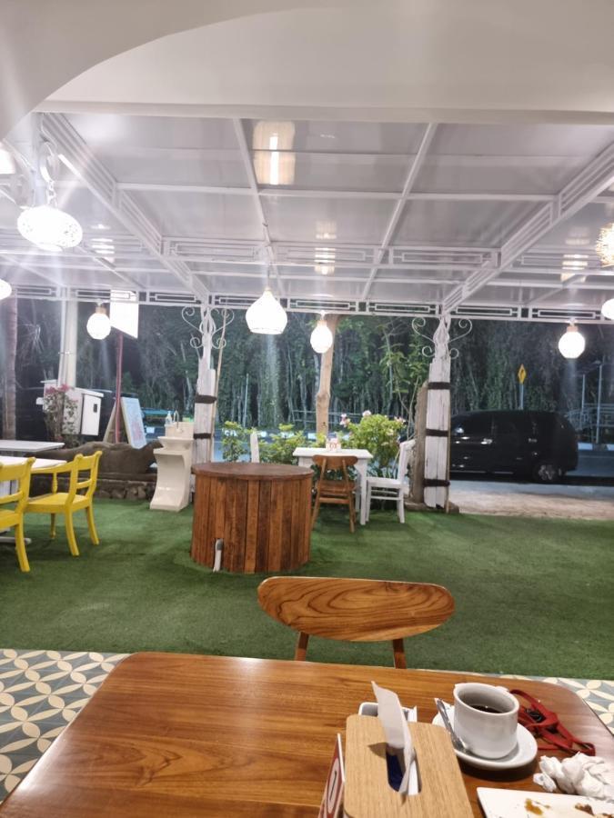 Attara Inn Сенггігі Екстер'єр фото